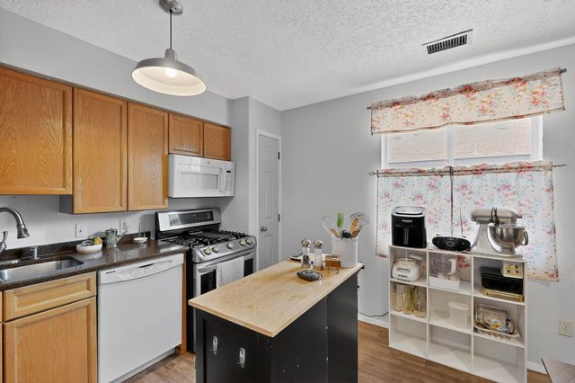 603 Santa Fe Avenue, Moriarty, NM 87035