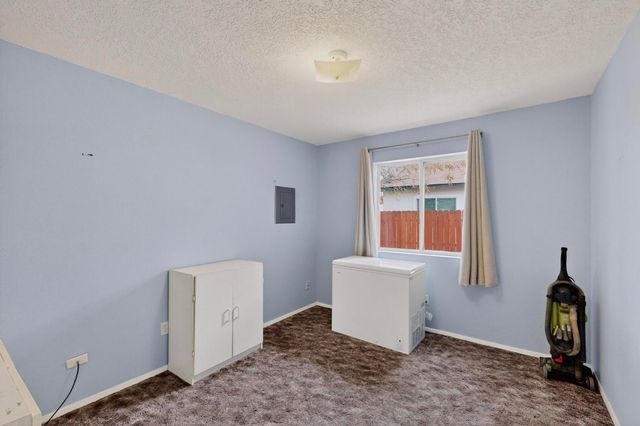 603 Santa Fe Avenue, Moriarty, NM 87035