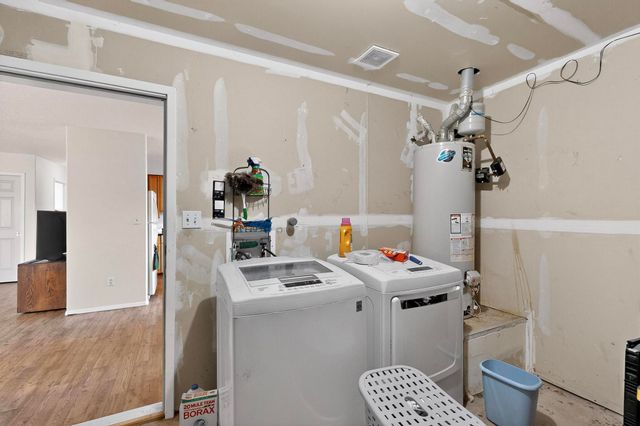 603 Santa Fe Avenue, Moriarty, NM 87035