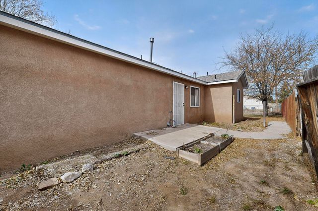603 Santa Fe Avenue, Moriarty, NM 87035