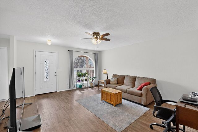 603 Santa Fe Avenue, Moriarty, NM 87035