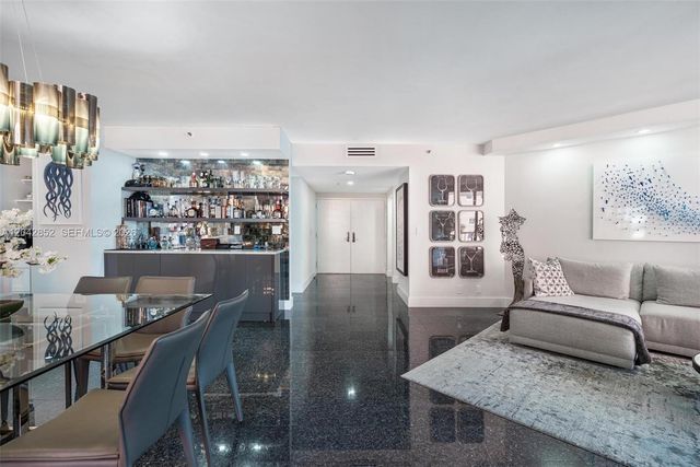 1581 Brickell Avenue 1805, Miami, FL 33129