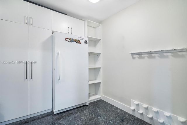 1581 Brickell Avenue 1805, Miami, FL 33129