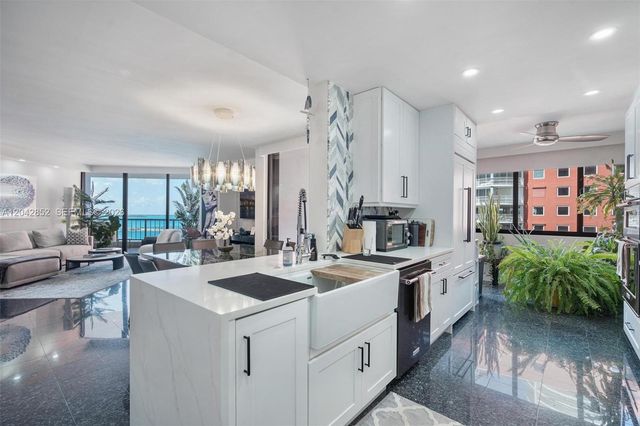 1581 Brickell Avenue 1805, Miami, FL 33129