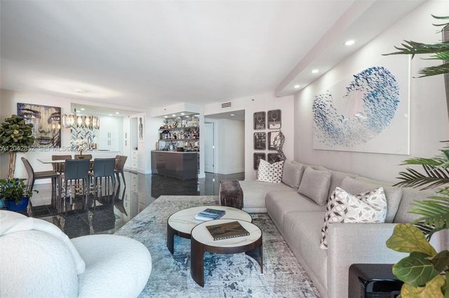 1581 Brickell Avenue 1805, Miami, FL 33129