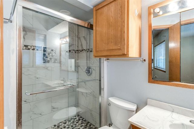 817 SE 9th Street, Moore, OK 73160