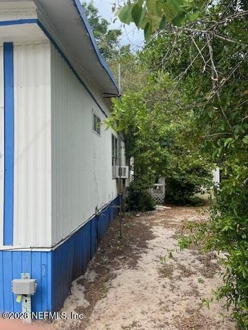 823 JANET Avenue, Interlachen, FL 32148