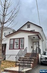 219 Peshine Avenue, Newark, NJ 07108