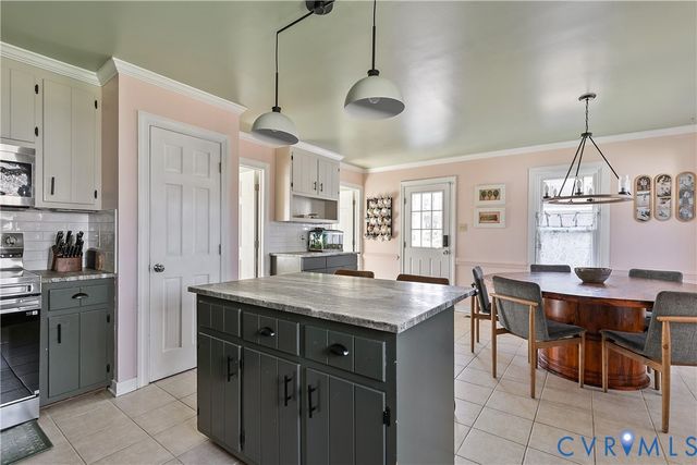 2734 Dalkeith Dr, Henrico, VA 23233