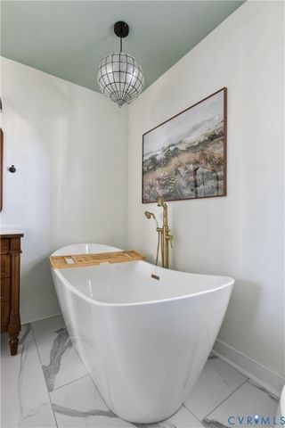 2734 Dalkeith Dr, Henrico, VA 23233