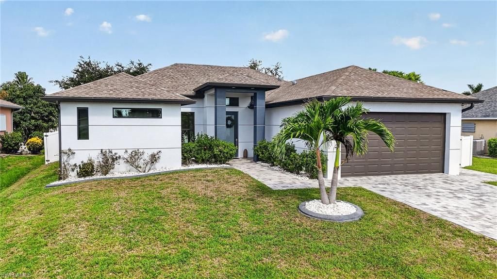 420 SW 29th AVE, CAPE CORAL, FL 33991 — exterior