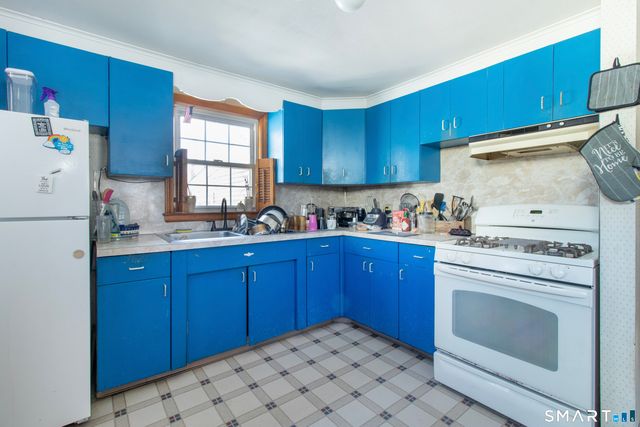 46 Woodycrest Drive, East Hartford, CT 06118