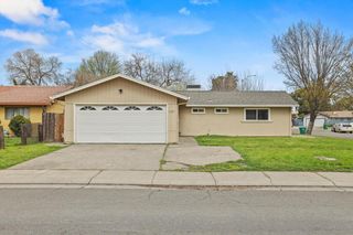 1127 Castle Oaks Dr, Stockton, CA 95210