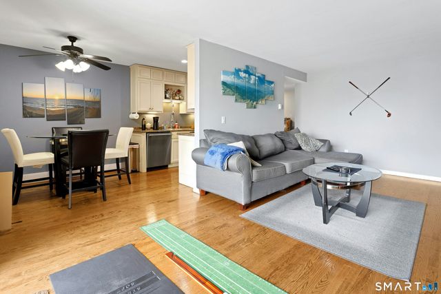 910 Hope Street 2B, Stamford, CT 06907