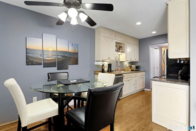 910 Hope Street 2B, Stamford, CT 06907