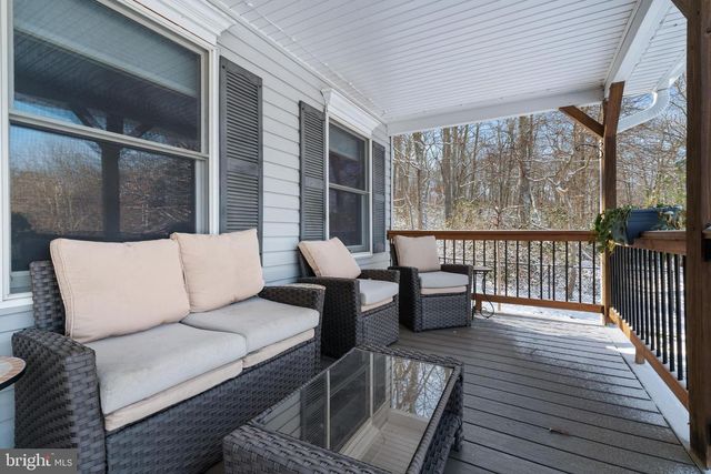 1 HEMLOCK DR, New Egypt, NJ 08533