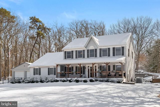 1 HEMLOCK DR, New Egypt, NJ 08533