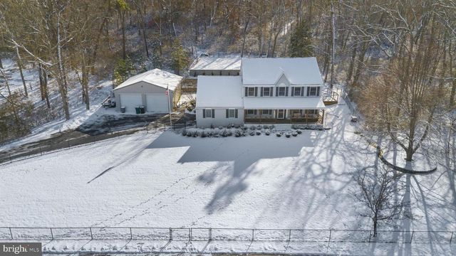 1 HEMLOCK DR, New Egypt, NJ 08533