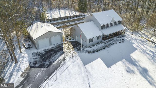 1 HEMLOCK DR, New Egypt, NJ 08533