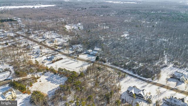 1 HEMLOCK DR, New Egypt, NJ 08533