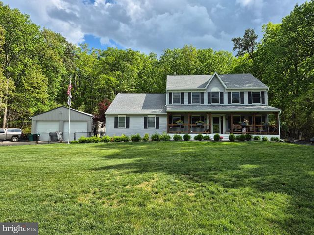 1 HEMLOCK DR, New Egypt, NJ 08533