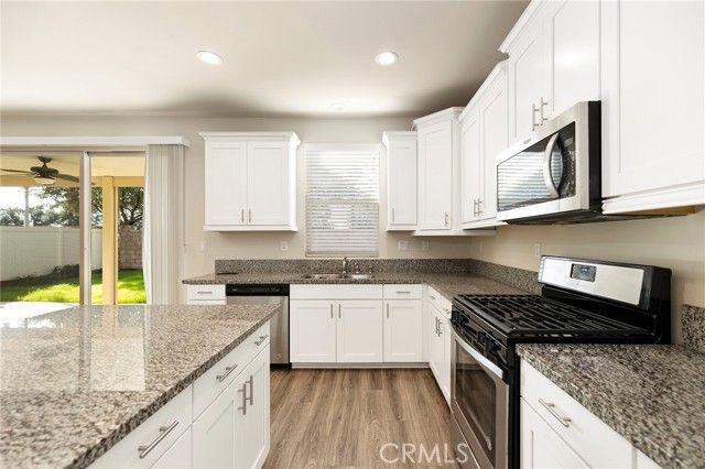 30041 Leeward Court, Menifee, CA 92584