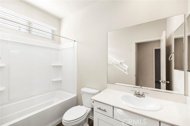 30041 Leeward Court, Menifee, CA 92584