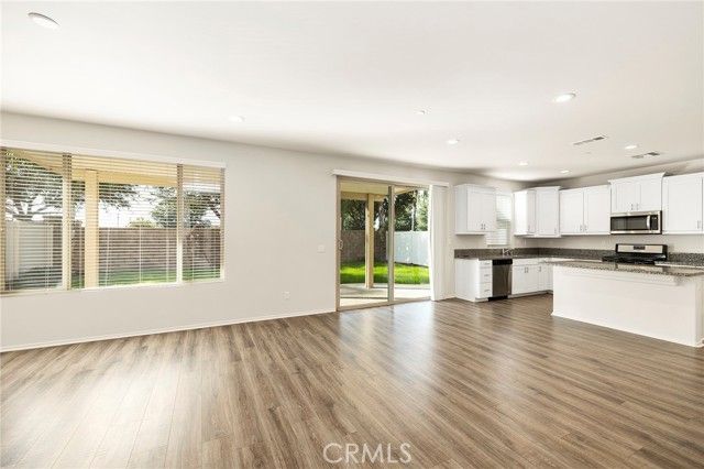 30041 Leeward Court, Menifee, CA 92584