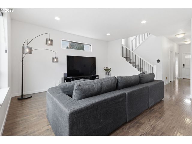 5714 Ne 52ND Pl, Vancouver, WA 98661