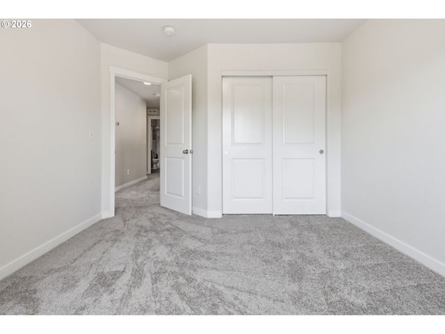 5714 Ne 52ND Pl, Vancouver, WA 98661