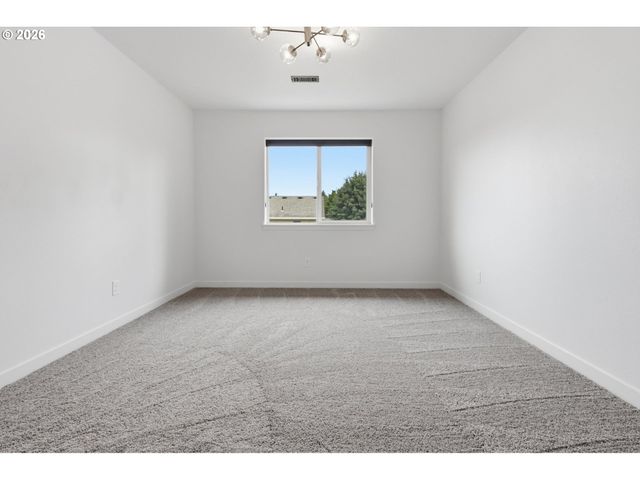 5714 Ne 52ND Pl, Vancouver, WA 98661