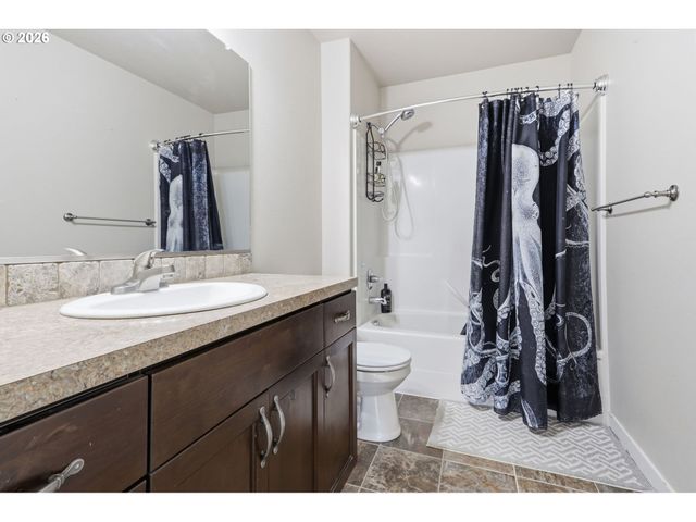 5714 Ne 52ND Pl, Vancouver, WA 98661