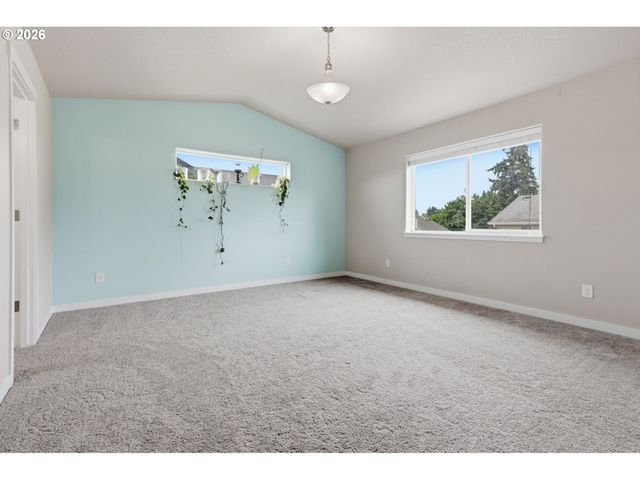 5714 Ne 52ND Pl, Vancouver, WA 98661