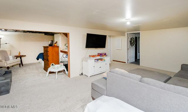 2960 Heysler Road, Toledo, OH 43617