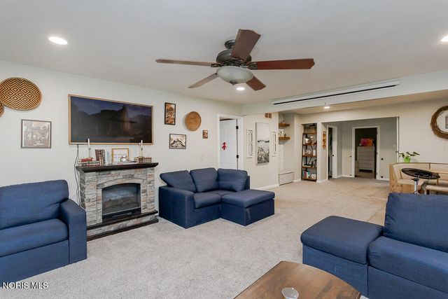 2960 Heysler Road, Toledo, OH 43617