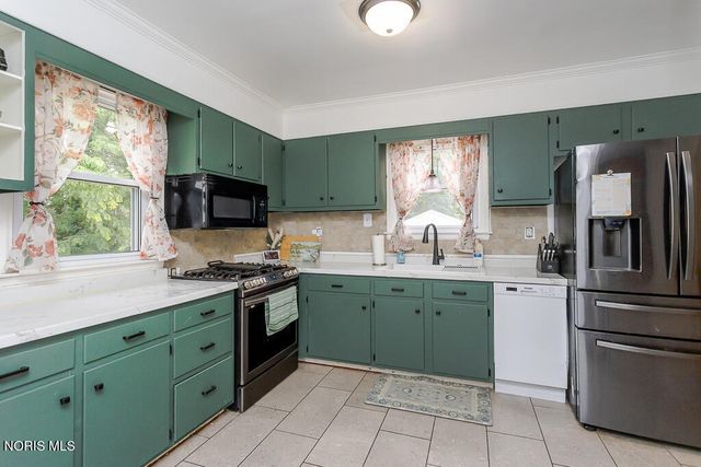 2960 Heysler Road, Toledo, OH 43617