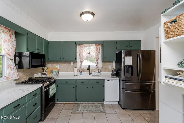 2960 Heysler Road, Toledo, OH 43617