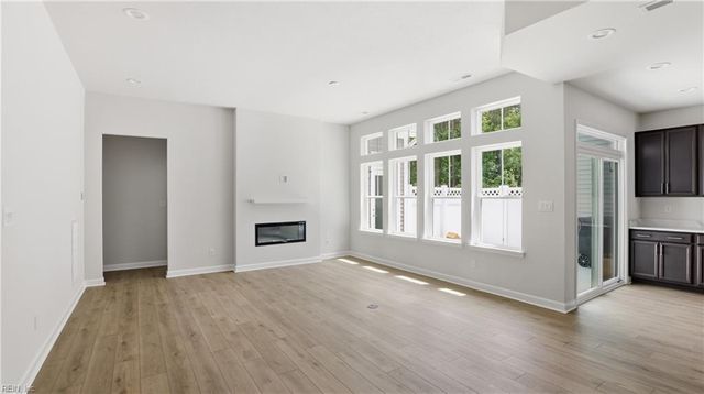 2400 Venture Way Unit B, Suffolk, VA 23434