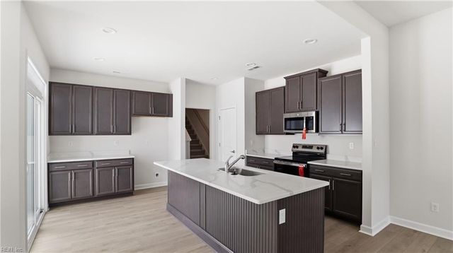 2400 Venture Way Unit B, Suffolk, VA 23434