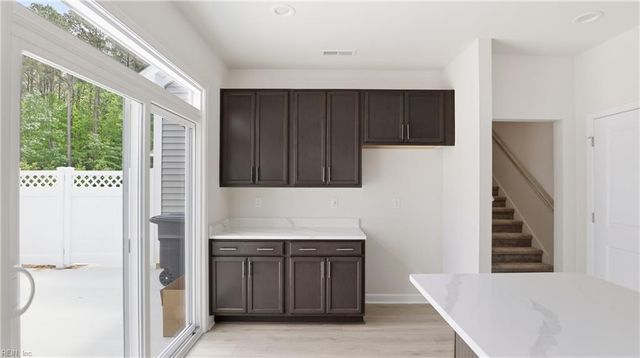 2400 Venture Way Unit B, Suffolk, VA 23434