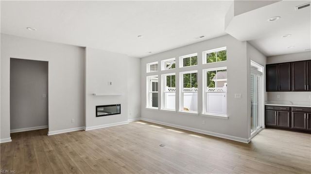 2400 Venture Way Unit B, Suffolk, VA 23434
