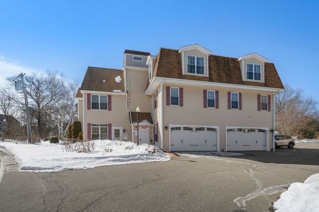 36 Middlesex Ave 3, Wilmington, MA 01887