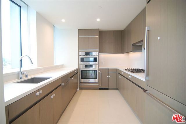 889 Francisco Street 3406, Los Angeles, CA 90017
