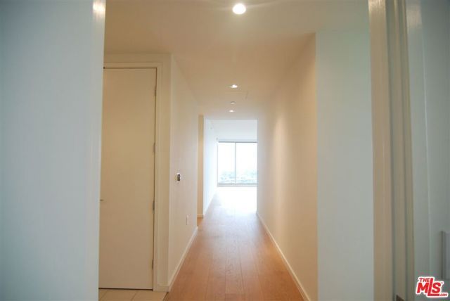 889 Francisco Street 3406, Los Angeles, CA 90017