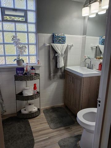 3924 N 37th STREET, Milwaukee, WI 53216