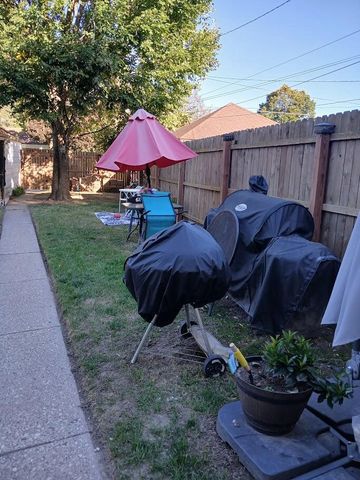 3924 N 37th STREET, Milwaukee, WI 53216