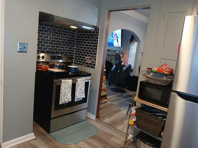 3924 N 37th STREET, Milwaukee, WI 53216