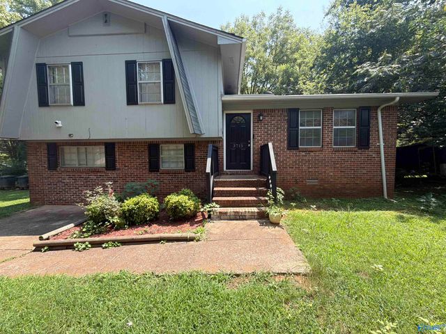 3715 Oakdale Court NW, Huntsville, AL 35810
