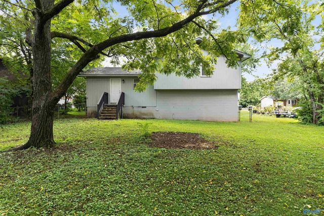3715 Oakdale Court NW, Huntsville, AL 35810