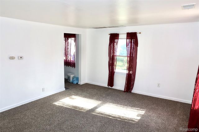 24100 Berry Avenue, Warren, MI 48089